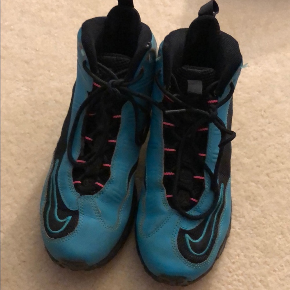 Nike Blue Sneakers - Picture 7 of 7